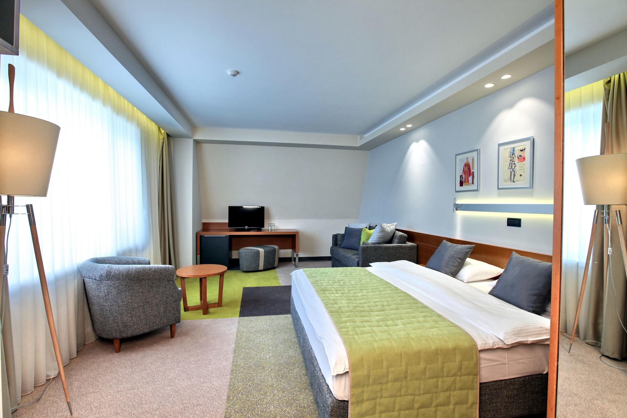 Mona Plaza Zlatibor Hotel Ngoại thất bức ảnh