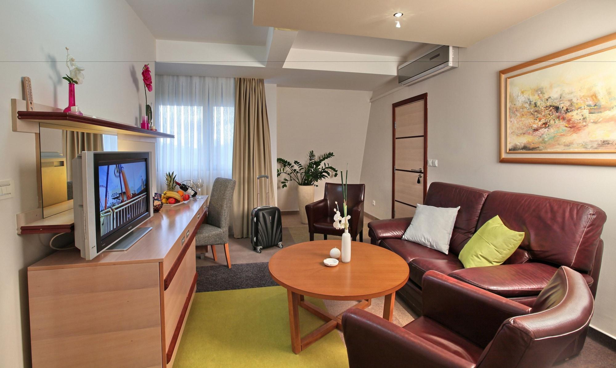 Mona Plaza Zlatibor Hotel Ngoại thất bức ảnh