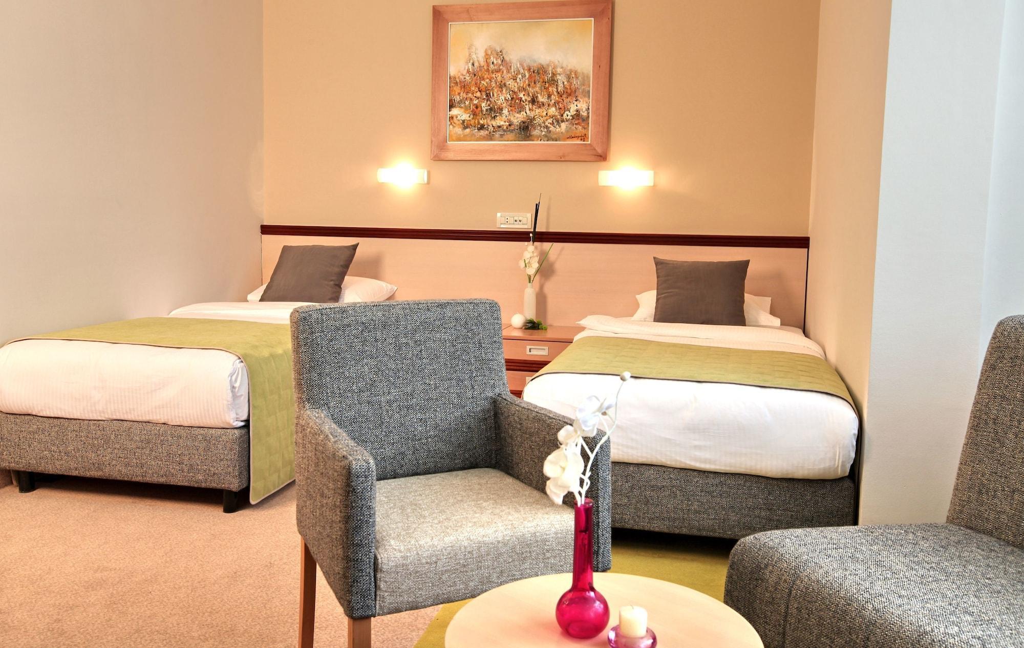Mona Plaza Zlatibor Hotel Ngoại thất bức ảnh