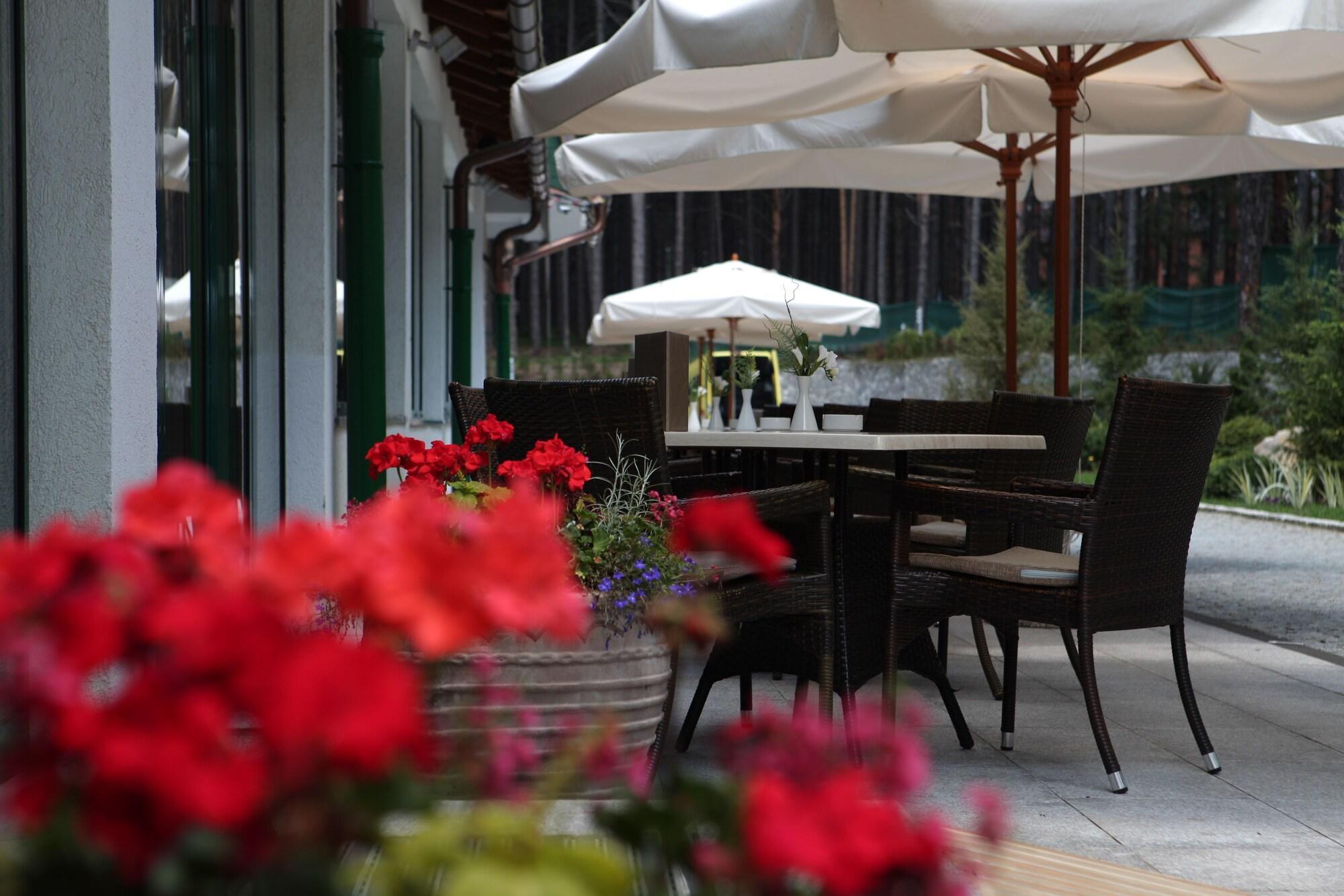 Mona Plaza Zlatibor Hotel Ngoại thất bức ảnh