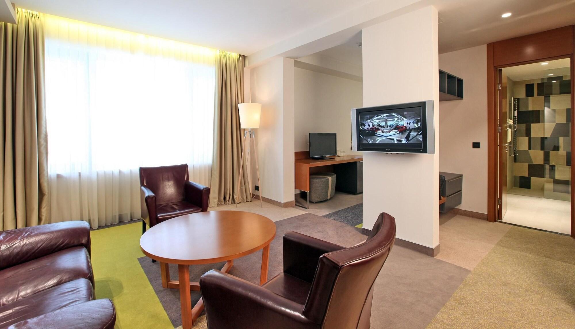 Mona Plaza Zlatibor Hotel Ngoại thất bức ảnh