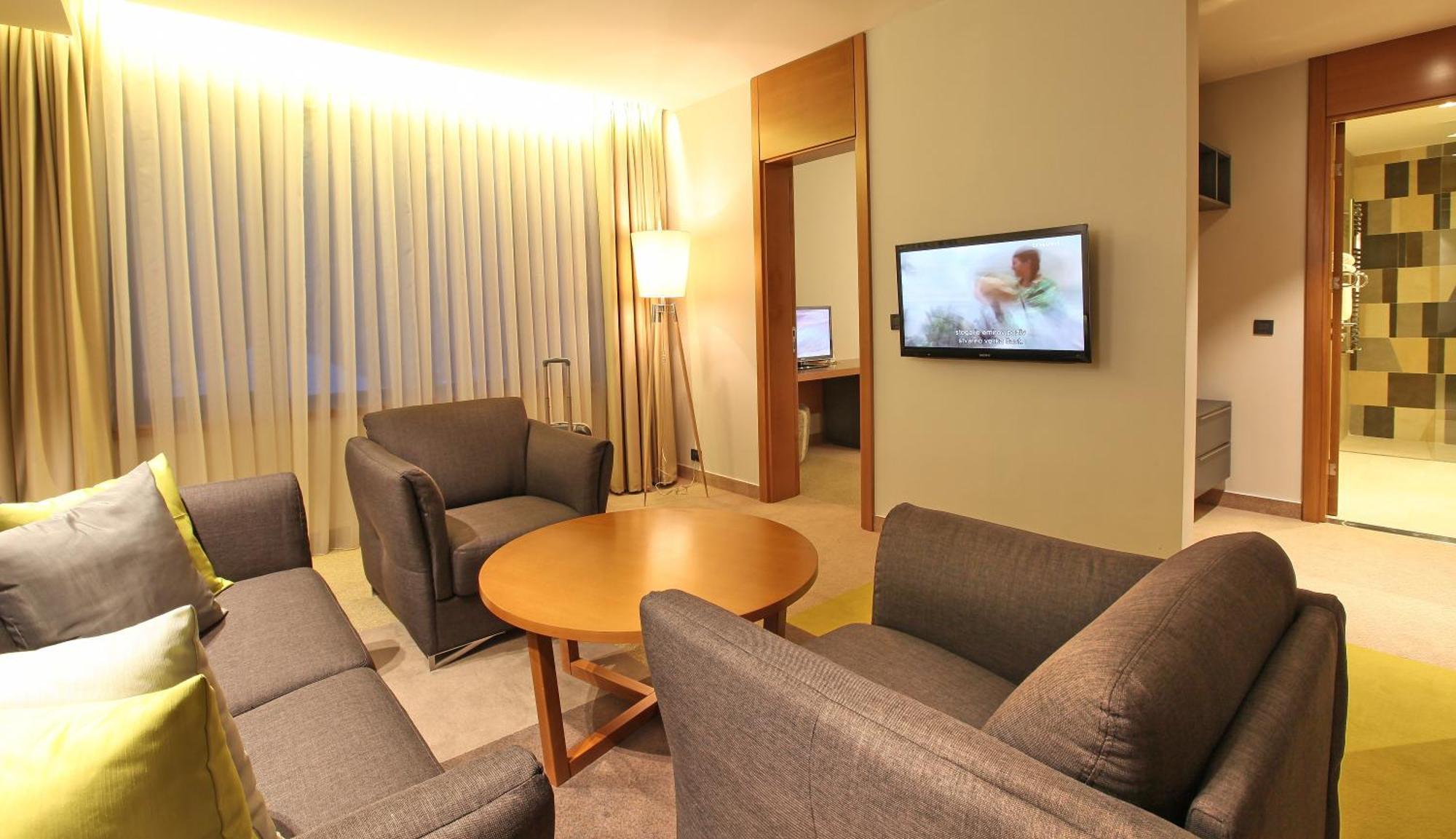 Mona Plaza Zlatibor Hotel Ngoại thất bức ảnh